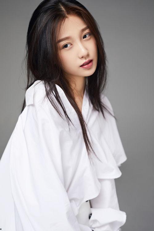 虞书欣,青春偶像的璀璨星途与成长历程